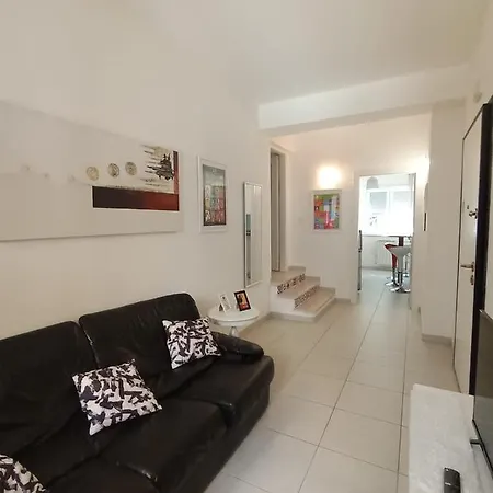 Appartement Maison G LʼAquila